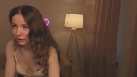 eira_kilian online show from December 5, 8:12 am