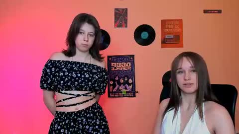 Snapshot of eira_mouse chatting on July 15, 6:57 pm Sweet Eira online show from July 15, 6:57 pm