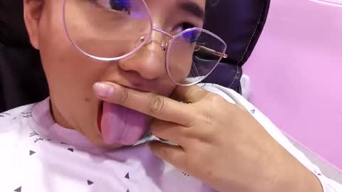 Eirene online show from November 29, 9:23 am