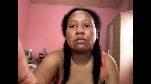 Eirondra Valeen online show from January 7, 10:40 am