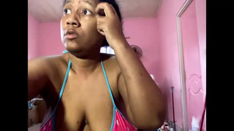 Snapshot of eirondra_valeen chatting on March 28, 10:48 am Eirondra Valeen online show from March 28, 10:48 am