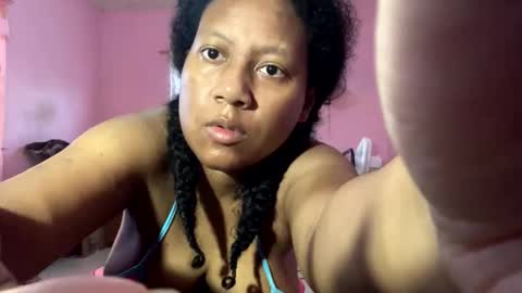 Snapshot of eirondra_valeen chatting on April 20, 10:40 am Eirondra Valeen online show from April 20, 10:40 am