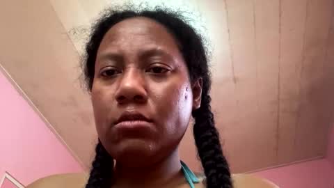 Snapshot of eirondra_valeen chatting on May 5, 10:12 am Eirondra Valeen online show from May 5, 10:12 am