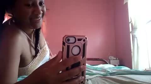 Snapshot of eirondra_valeen chatting on July 4, 1:50 pm Eirondra Valeen online show from July 4, 1:50 pm