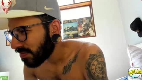 eithan_rune online show from March 13, 3:51 pm