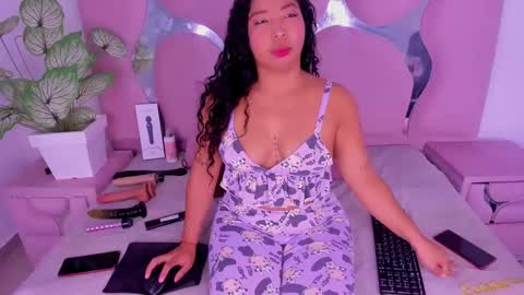 Snapshot of eithanasm chatting on September 12, 6:02 am eithanasm online show from September 12, 6:02 am