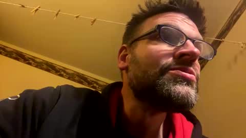 Snapshot of ejbooker11 chatting on March 8, 2:04 am PiedPiper online show from March 8, 2:04 am