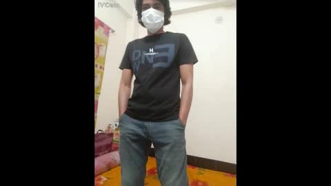 Snapshot of ekzxoxo chatting on November 25, 3:56 pm Ekz online show from November 25, 3:56 pm