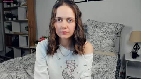 Elis 3 online show from February 1, 8:26 pm