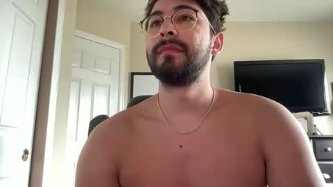 Snapshot of el_bonbon_rico chatting on May 3, 4:35 pm el bonbon rico online show from May 3, 4:35 pm