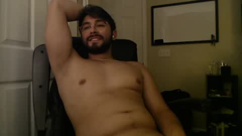 Snapshot of el_bonbon_rico chatting on May 8, 3:45 am el bonbon rico online show from May 8, 3:45 am