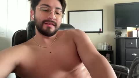 Snapshot of el_bonbon_rico chatting on May 16, 5:56 pm el bonbon rico online show from May 16, 5:56 pm