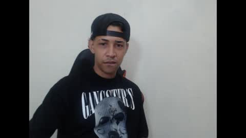 Instagram BelowAbajo online show from May 19, 5:25 am