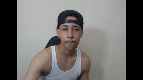Instagram BelowAbajo online show from May 21, 3:02 am