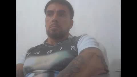 Snapshot of el_principe_veryhot chatting on February 16, 5:03 am el_principe_veryhot online show from February 16, 5:03 am