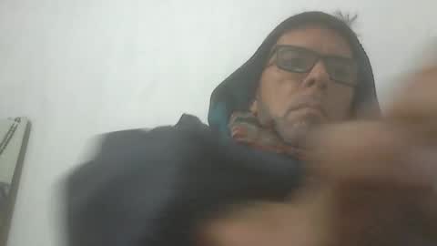 Snapshot of el_principe_veryhot chatting on April 6, 5:08 am el_principe_veryhot online show from April 6, 5:08 am