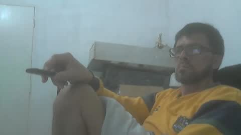 Snapshot of el_principe_veryhot chatting on April 19, 4:12 am el_principe_veryhot online show from April 19, 4:12 am