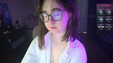 If you like it when I meow give me a thumbs up online show from December 12, 10:02 am