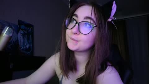 If you like it when I meow give me a thumbs up online show from March 4, 3:59 pm