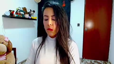 ela_3611 online show from December 3, 11:13 pm