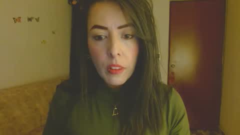 Snapshot of ela_3611 chatting on May 7, 2:50 am ela_3611 online show from May 7, 2:50 am