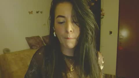 Snapshot of ela_3611 chatting on June 1, 12:12 am ela_3611 online show from June 1, 12:12 am