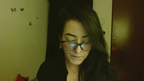 Snapshot of ela_3611 chatting on July 19, 5:22 am ela_3611 online show from July 19, 5:22 am