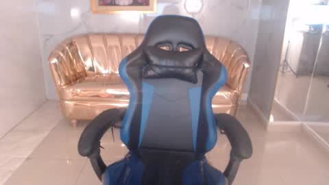 ELA  online show from January 13, 8:36 pm