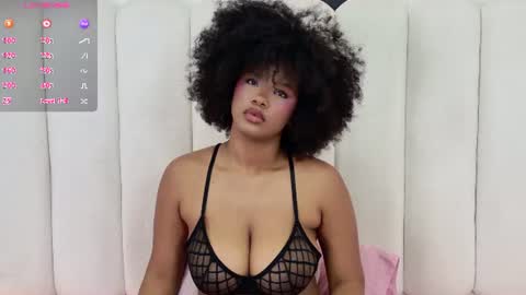 ela_ebony_ online show from July 19, 2:48 am