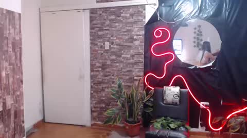 ELA  online show from January 24, 1:03 am