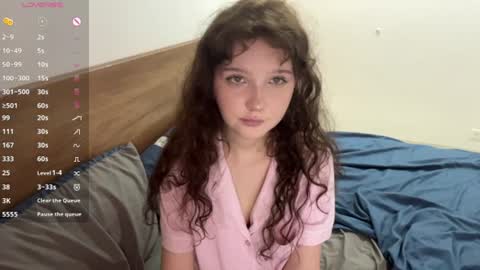 Ela online show from July 30, 7:57 pm