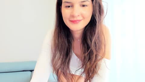 Snapshot of elaanna chatting on September 28, 6:41 am Ela online show from September 28, 6:41 am