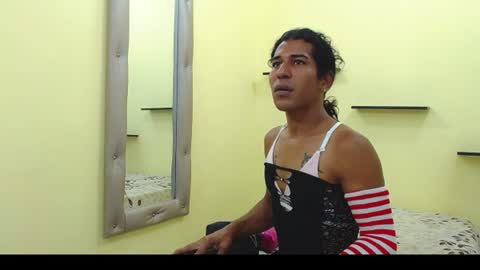 Snapshot of elagabalo_foxxx chatting on June 15, 1:08 am love online show from June 15, 1:08 am