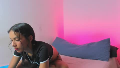 Ela33 online show from July 6, 4:31 am