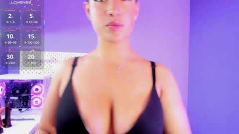 elaine87_ online show from September 19, 8:31 pm