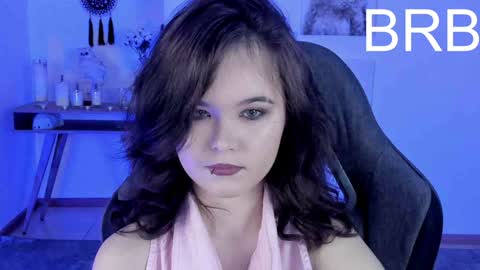 Snapshot of elainebeness chatting on January 5, 10:19 pm Your sweet girl online show from January 5, 10:19 pm