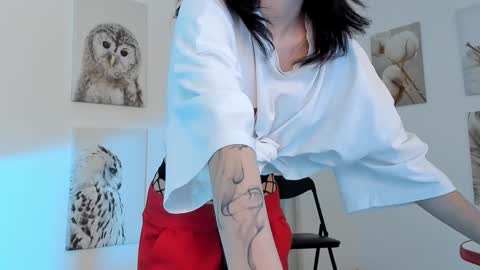 Snapshot of elainebeness chatting on February 8, 1:54 am Your sweet girl online show from February 8, 1:54 am