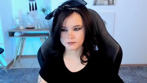 Snapshot of elainebeness chatting on February 27, 1:38 am Your sweet girl online show from February 27, 1:38 am