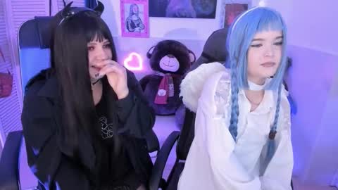 Snapshot of elainebeness chatting on September 27, 11:10 pm Your sweet girl online show from September 27, 11:10 pm