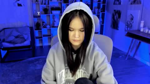 Snapshot of elainebeness chatting on October 21, 7:36 pm Your sweet girl online show from October 21, 7:36 pm