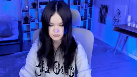 Snapshot of elainebeness chatting on October 22, 8:19 pm Your sweet girl online show from October 22, 8:19 pm