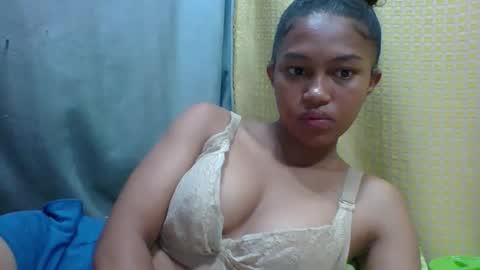 elaliealdy online show from March 1, 5:42 am