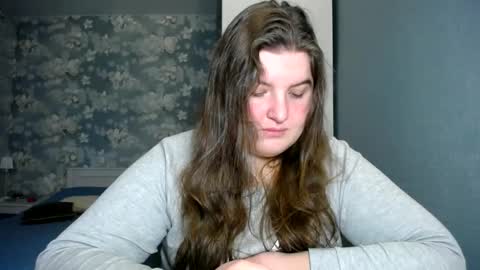 Elanis online show from December 22, 10:17 am