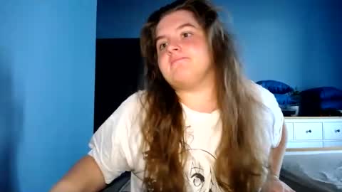 Snapshot of elanis_blair chatting on July 24, 11:19 am Elanis online show from July 24, 11:19 am
