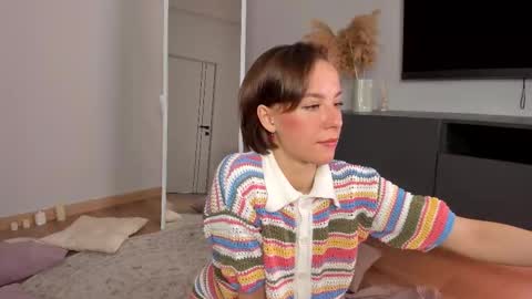 ELA 3 online show from October 4, 6:11 am