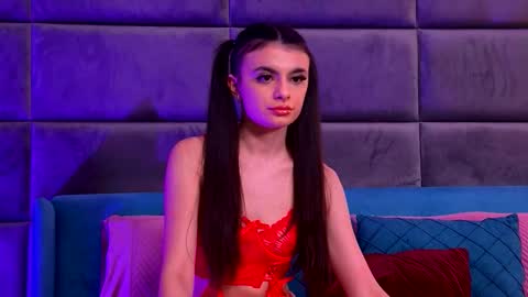 Elara online show from December 16, 4:39 am