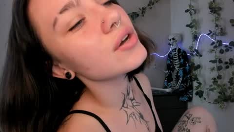 elastikiss online show from June 25, 6:40 am