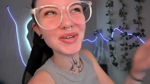 elastikiss online show from July 13, 4:37 am