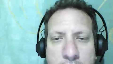 Snapshot of elcamello6 chatting on December 20, 6:53 am elcamello6 online show from December 20, 6:53 am