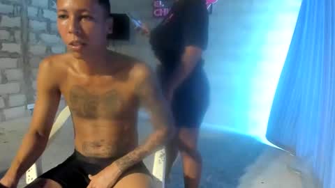 Snapshot of elchicletv chatting on December 7, 6:37 pm El CHICLE TV - SHOW online show from December 7, 6:37 pm